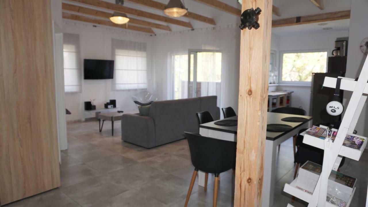 Apartamenty Oaza Rewal Εξωτερικό φωτογραφία